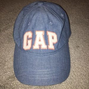 Gap hat/cap